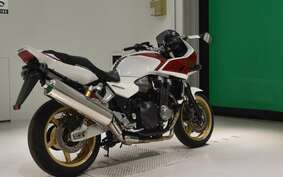 HONDA CB1300SB SUPER BOLDOR A 2013 SC54