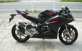 HONDA CBR250RR MC51