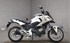 HONDA NC750X RC90