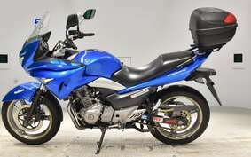 SUZUKI GSR250S GJ55D