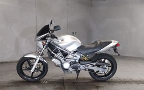 HONDA VTR 250 MC33