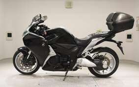 HONDA VFR1200F DCT 2011 SC63