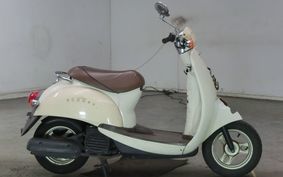 HONDA CREA SCOOPY I AF55