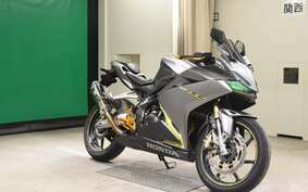 HONDA CBR250RR A MC51