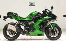 KAWASAKI NINJA H2 SX SE 2018 ZXT02A