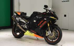 YAMAHA YZF-R1 2002