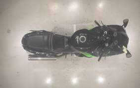 KAWASAKI ZZ1400 NINJA R 2006 ZXT40A