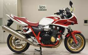 HONDA CB1300SB SUPER BOLDOR A 2006 SC54