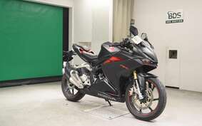 HONDA CBR250RR A MC51