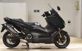 YAMAHA T-MAX 560 T SJ19J