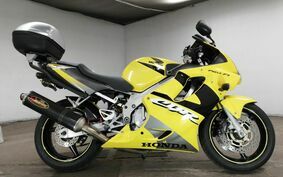 HONDA CBR600F4 2001 PC35