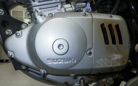 SUZUKI GN125 H