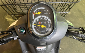 SUZUKI LETS4 CA41A