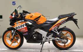 HONDA CBR125R JC50