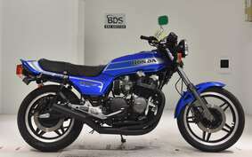 HONDA CB900F 2021