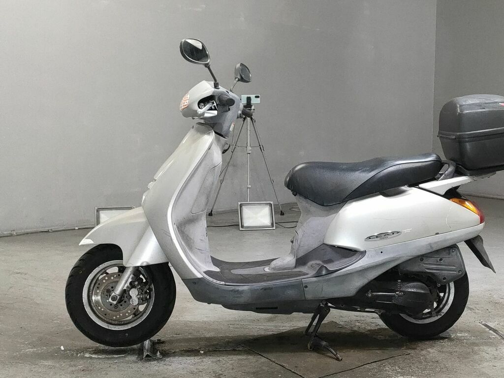 Honda lead 100 jf06