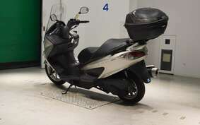 SUZUKI SKYWAVE 200 (Burgman 200)