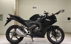 HONDA CBR125R JC50