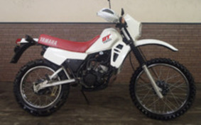 YAMAHA DT125 17F