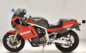 SUZUKI GSX-R750 1986 GR71G