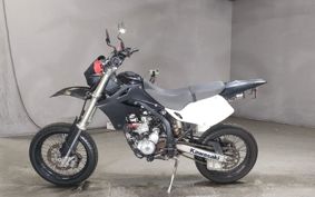 KAWASAKI D-TRACKER LX250E