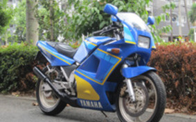 YAMAHA TZR250 1KT