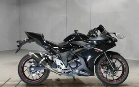 SUZUKI GSX250R DN11A