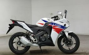 HONDA CBR125R JC50