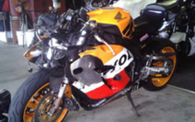 HONDA CBR1000RR 2004 SC57