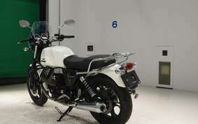 MOTO GUZZI V7 STONE 2013