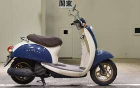 HONDA CREA SCOOPY I AF55