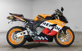 HONDA CBR1000RR 2005 SC57