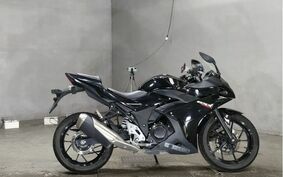 SUZUKI GSX250R DN11A