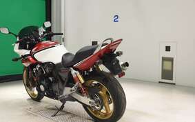 HONDA CB400 SUPER BOLDOR VTEC 2007 NC39