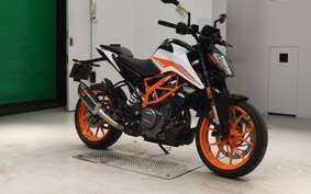 KTM 390 DUKE 2022 JPJ40