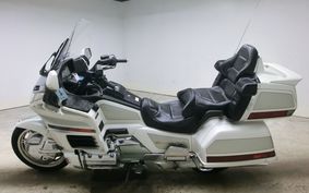 HONDA GL1500 GOLD WING SE 2000 SC22