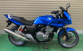 HONDA CB400 SUPER BOLDOR 2009 NC42