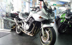 SUZUKI BANDIT 1200 S 2002 GV77A