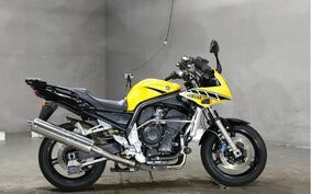 YAMAHA FZ FAZER FEATHER 2002 RN06