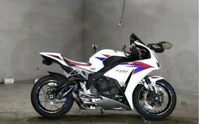 HONDA CBR1000RR 2011 SC59