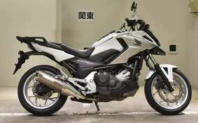 HONDA NC750X 2016 RC90