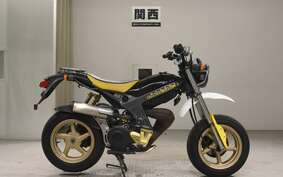 SUZUKI TR50 STREET MAGIC Gen.2 CA1LB