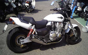 HONDA X4 LD 2000 SC38