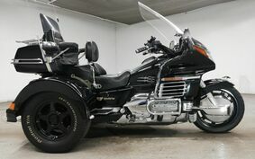 HONDA GL1500 GOLD WING TRIKE 2002 SC22