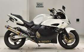 HONDA X11 2000 SC42