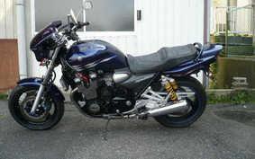 YAMAHA XJR1300 2002 RP03J