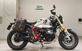 BMW R NINE T 2023