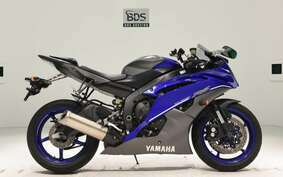 YAMAHA YZF-R6 2015