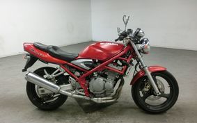 SUZUKI BANDIT 250 GJ77A