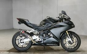 HONDA CBR250RR MC51